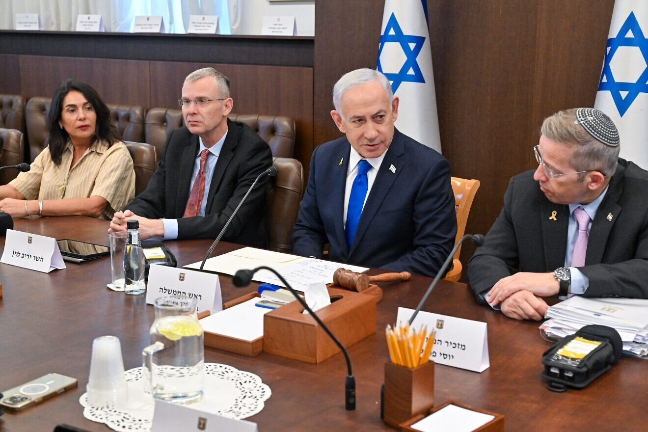 Israeli Prime Minister Benjamin Netanyahu delivers remarks at the start of the weekly Cabinet meeting in Jerusalem, Oct. 26, 2025. (photo: Kobi Gideon, GPO)